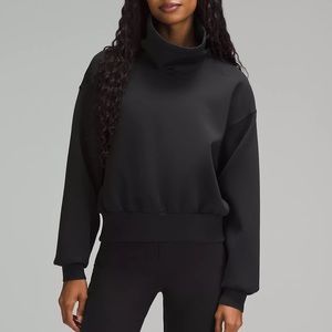 Lululemon Full Flourish Pullover - Black